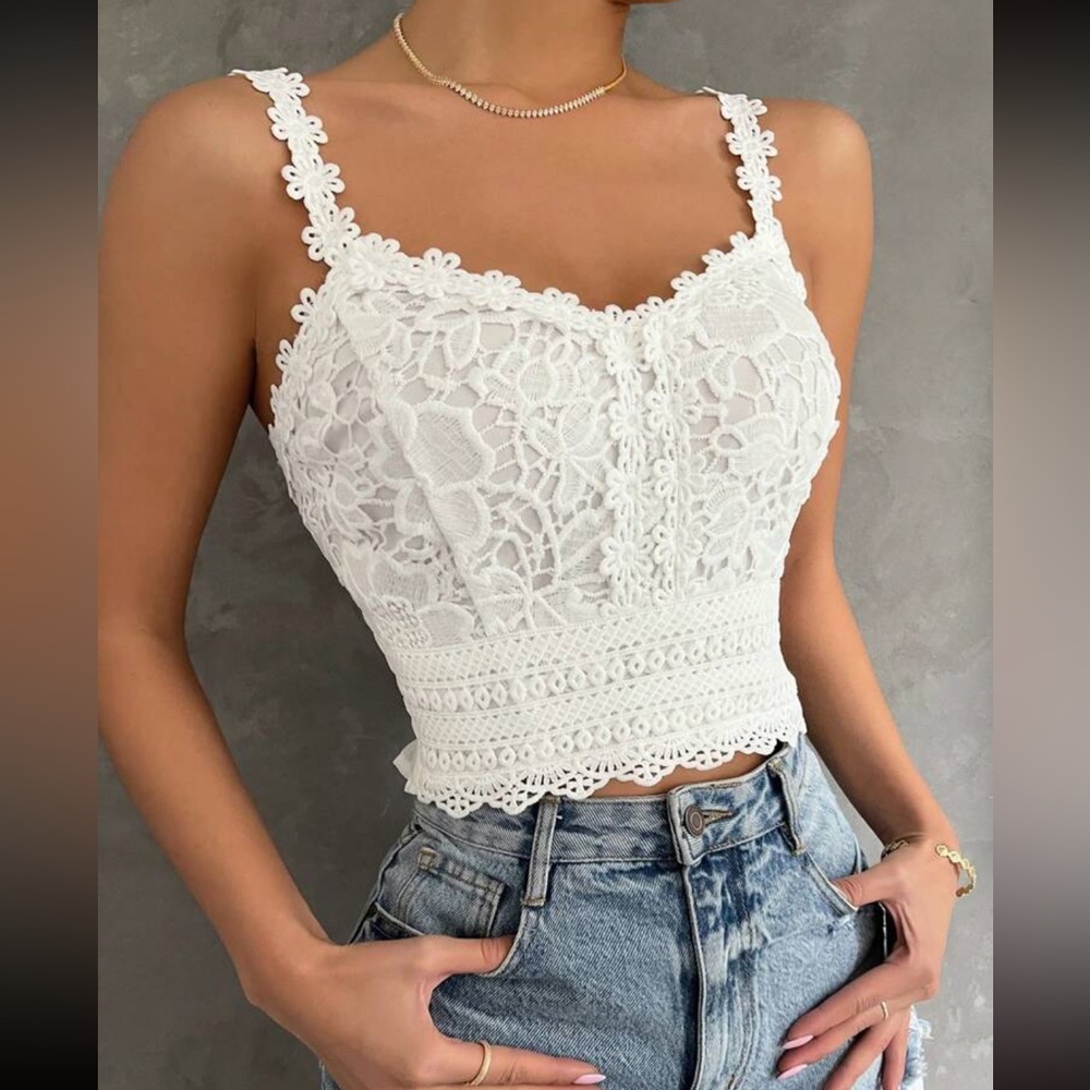Boho floral embroidered lace cami crop top - Picture 2 of 15
